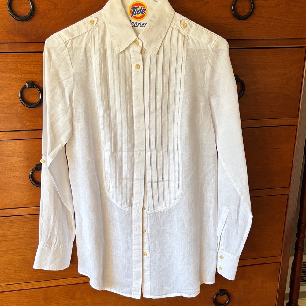 Banana Republic White Button Down Shirt